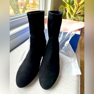 Stuart Weitzman Juliana 60 bootie - size 5.5